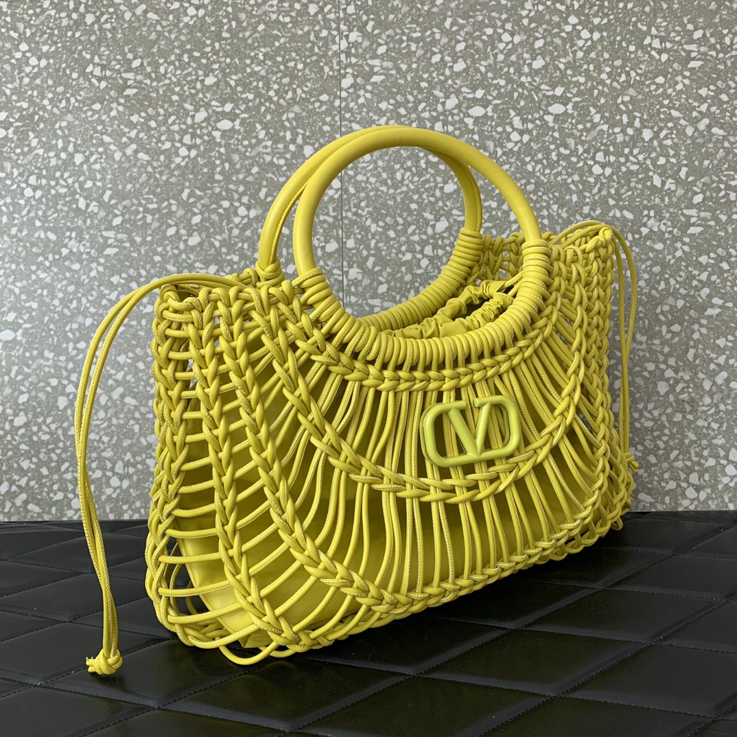 Valentino Garavani AllKnots Shopper Bag in Yellow Hand-woven Leather 